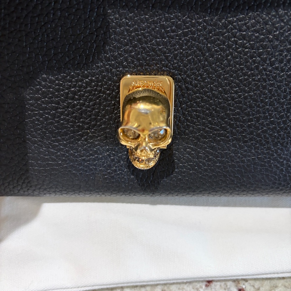 Alexander McQueen Black Wallet with Gold Skull Accent - Picture 2 of 8